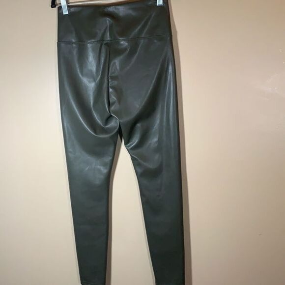 Matteson Grey Leather Style Leggings NWT - Picture 2 of 6